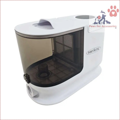 White and gray humidifier with clear tank for Furtastic 8-in-1 Pet Grooming Kit