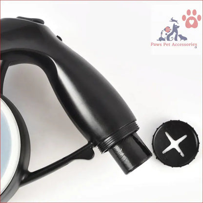 Black magnifying glass with detachable lens cap for the Multifunctional Retractable Leash