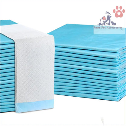 Stack of i.Pet super absorbent pet training pads in blue and white, 200pcs size 60x60cm