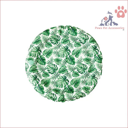 Circular plate with green Monstera leaf design on the i.Pet pet cooling mat for summer