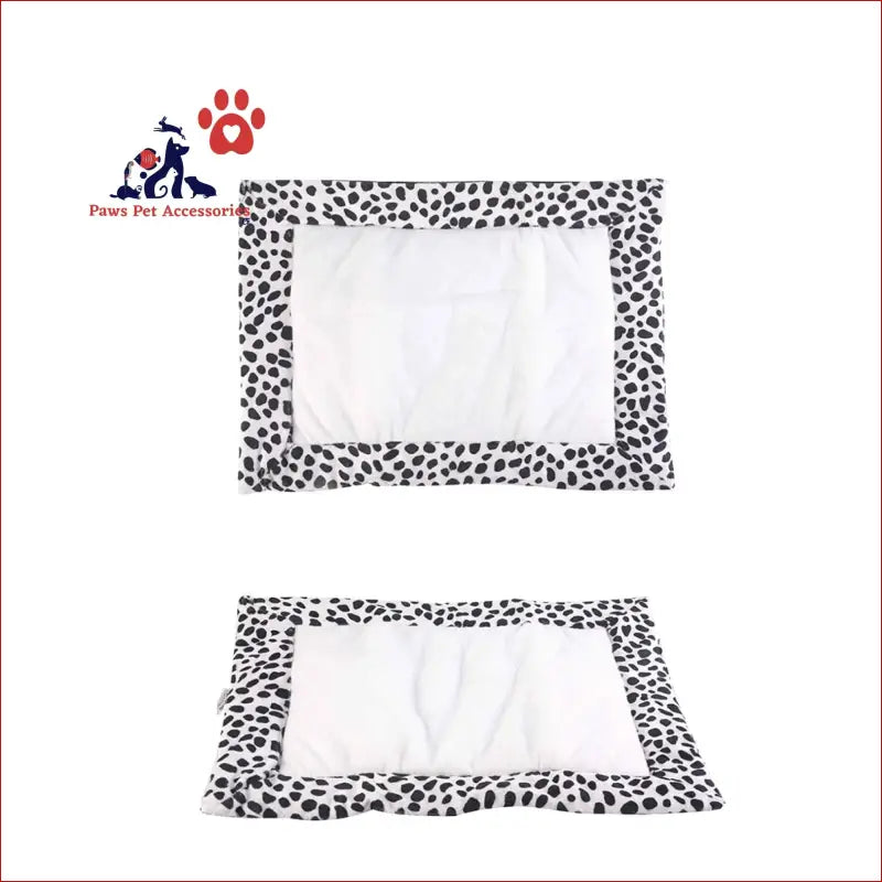 Cat Cozy Pad Heating Mat Self Warming Bed Pet Cushion Anti Slip Base 55 x 40cm - Care > Bird Cages & Stands 4