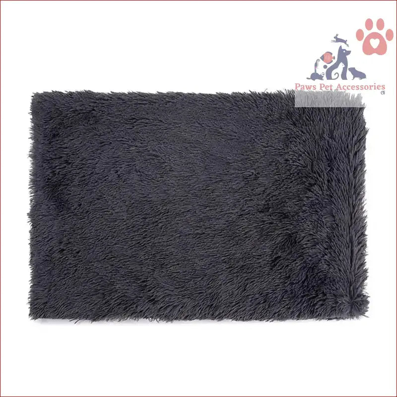 Black shaggy faux fur area rug, perfect for Fluffy Pet Blankets-Soft and cozy throws